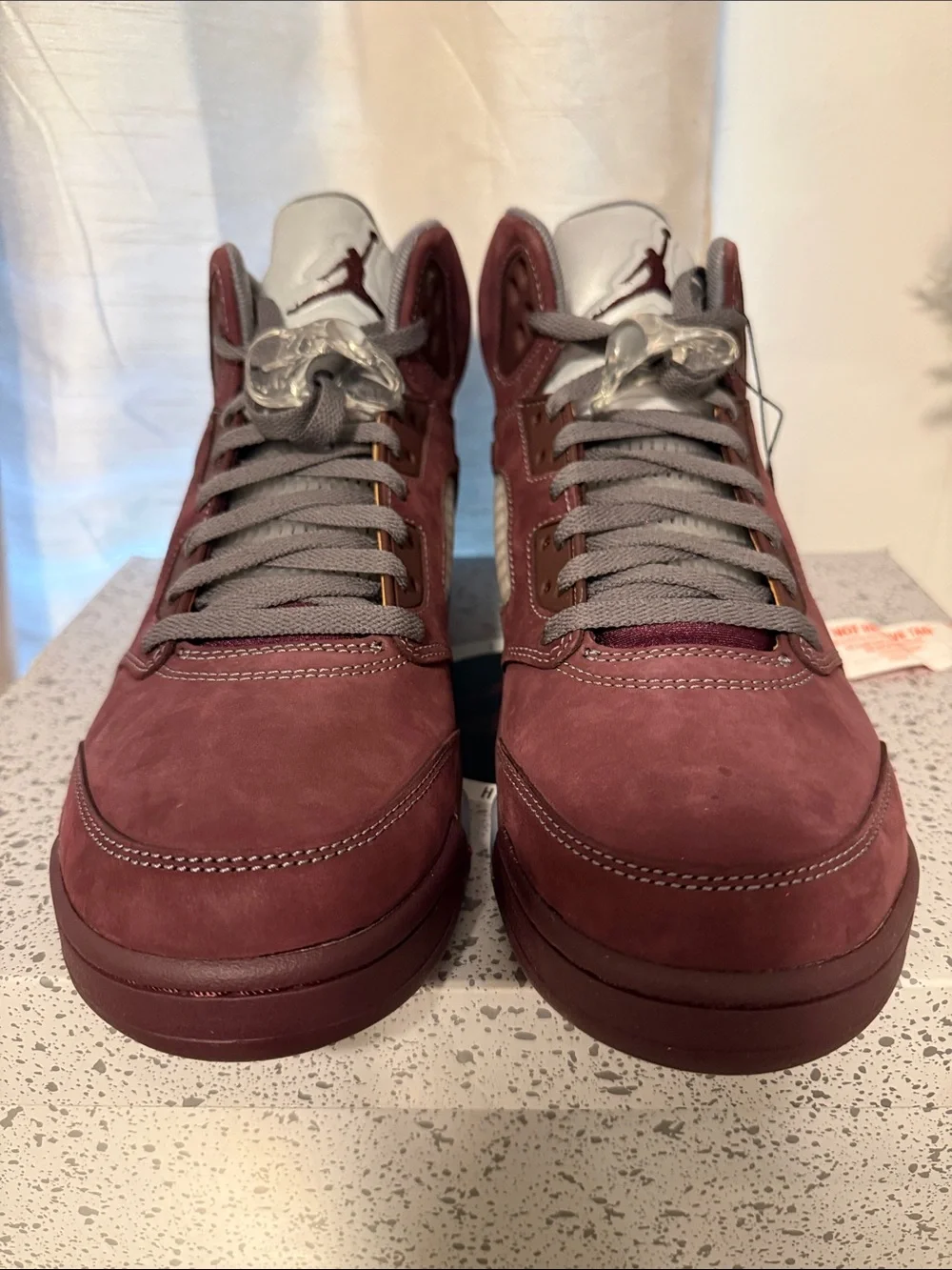 New in Box Mens Air Jordan 5 Retro SE Burgundy Sneakers 2023